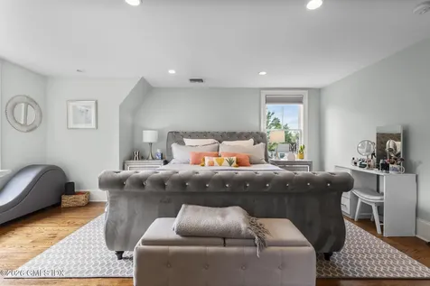 8 Highview Avenue Old Greenwich CT 06870