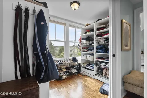 8 Highview Avenue Old Greenwich CT 06870