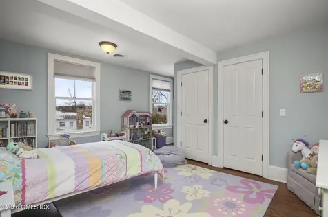 8 Highview Avenue Old Greenwich CT 06870