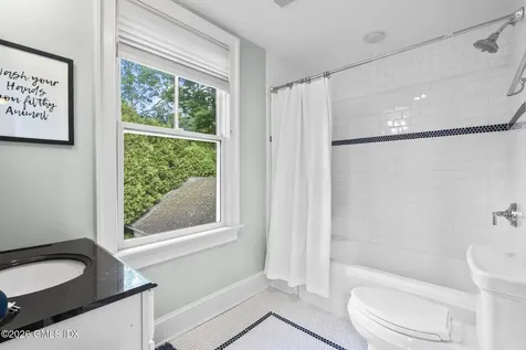 8 Highview Avenue Old Greenwich CT 06870