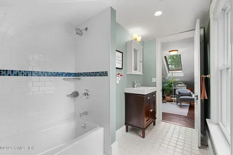 8 Highview Avenue Old Greenwich CT 06870
