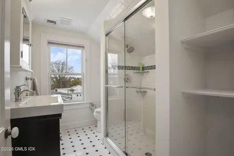 8 Highview Avenue Old Greenwich CT 06870