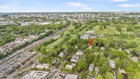 8 Highview Avenue Old Greenwich CT 06870