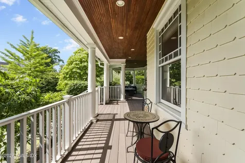 8 Highview Avenue Old Greenwich CT 06870