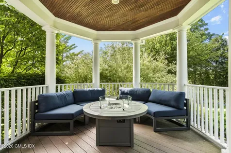 8 Highview Avenue Old Greenwich CT 06870