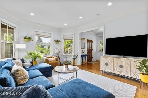 8 Highview Avenue Old Greenwich CT 06870