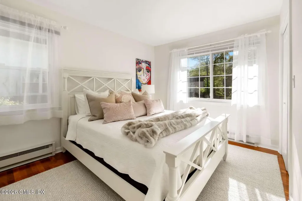 61 Center Drive Old Greenwich CT 06870