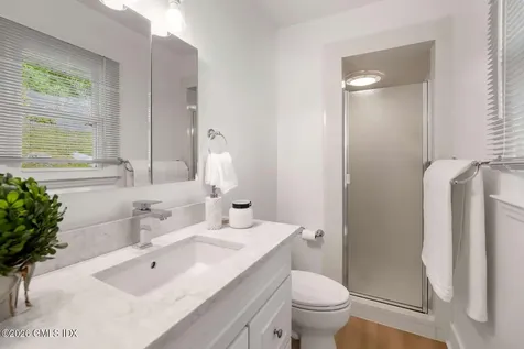 61 Center Drive Old Greenwich CT 06870