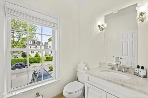 26 Edgewood Avenue Greenwich CT 06830