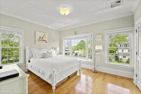 26 Edgewood Avenue Greenwich CT 06830