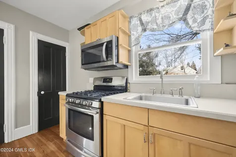 238 Weaver Street Greenwich CT 06831