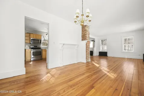238 Weaver Street Greenwich CT 06831