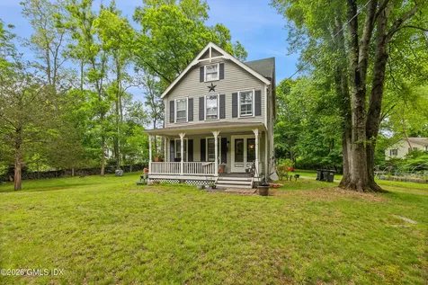 238 Weaver Street Greenwich CT 06831