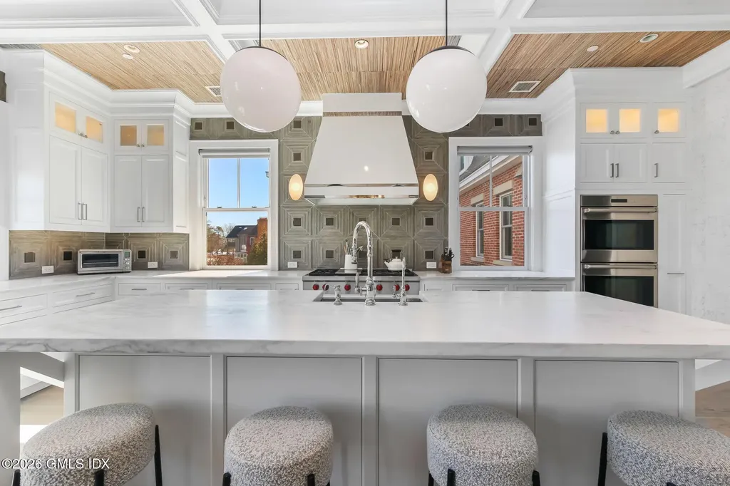 2 Oneida Drive Greenwich CT 06830