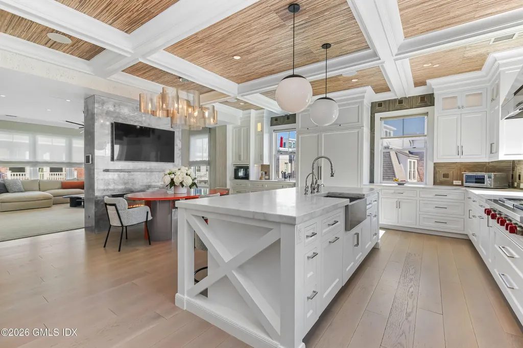 2 Oneida Drive Greenwich CT 06830