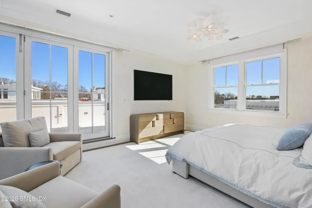 2 Oneida Drive Greenwich CT 06830