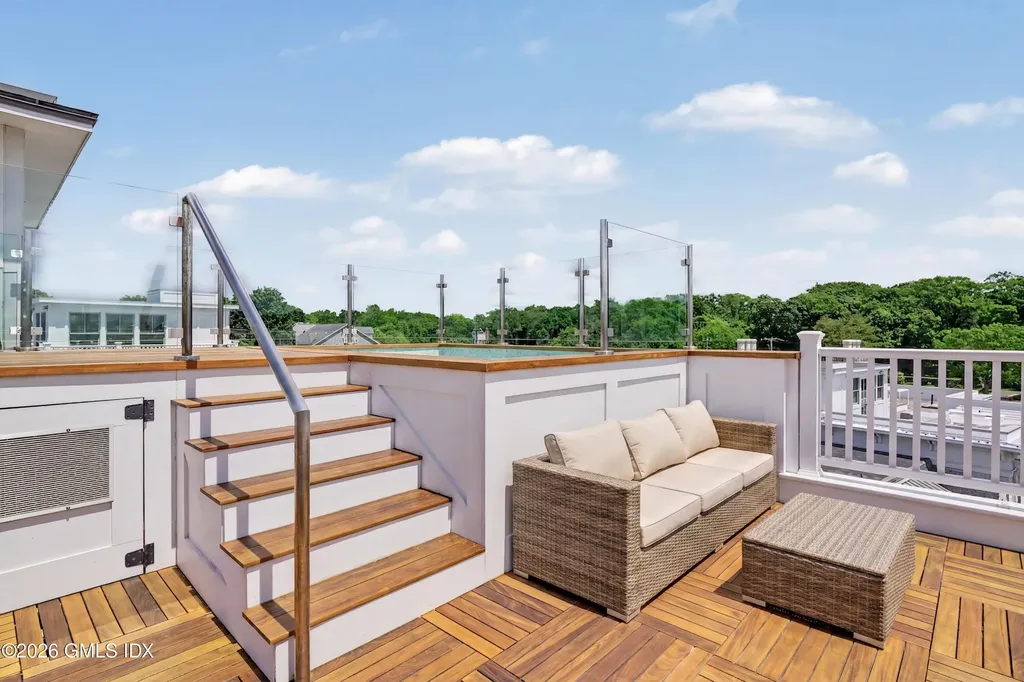 2 Oneida Drive Greenwich CT 06830