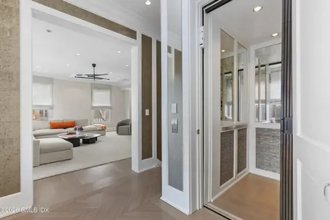 2 Oneida Drive Greenwich CT 06830