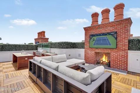2 Oneida Drive Greenwich CT 06830