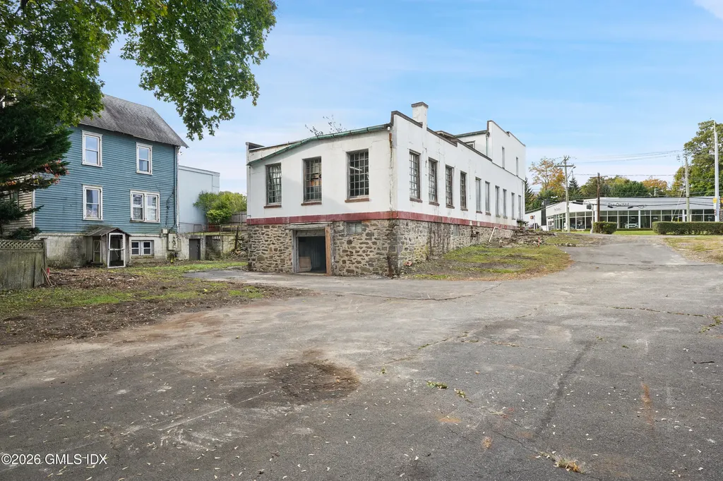 246-248 W Putnam Avenue Greenwich CT 06830