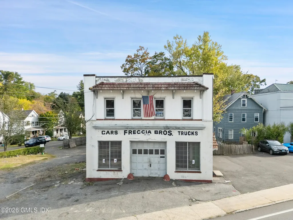 246-248 W Putnam Avenue Greenwich CT 06830