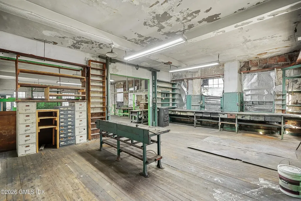 246-248 W Putnam Avenue Greenwich CT 06830