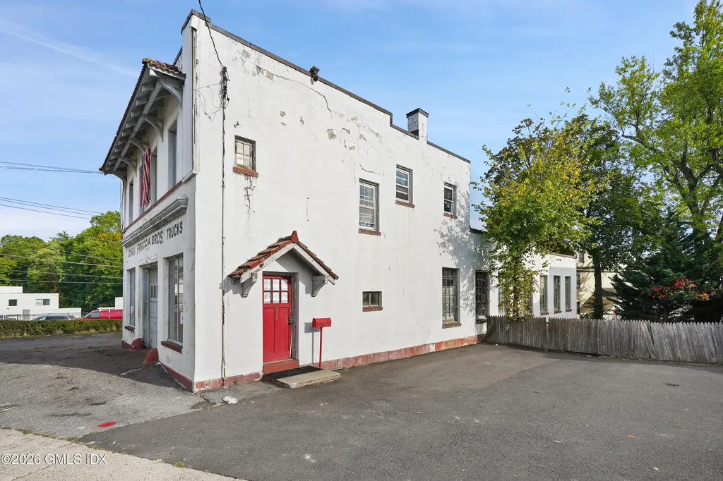 246-248 W Putnam Avenue Greenwich CT 06830