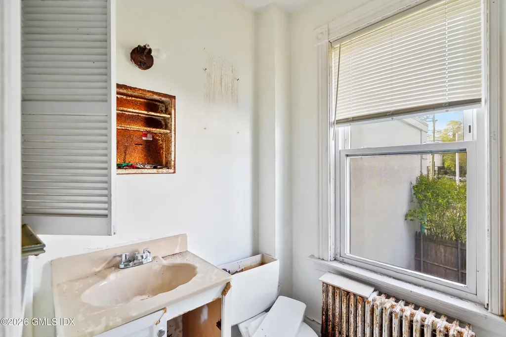 246-248 W Putnam Avenue Greenwich CT 06830