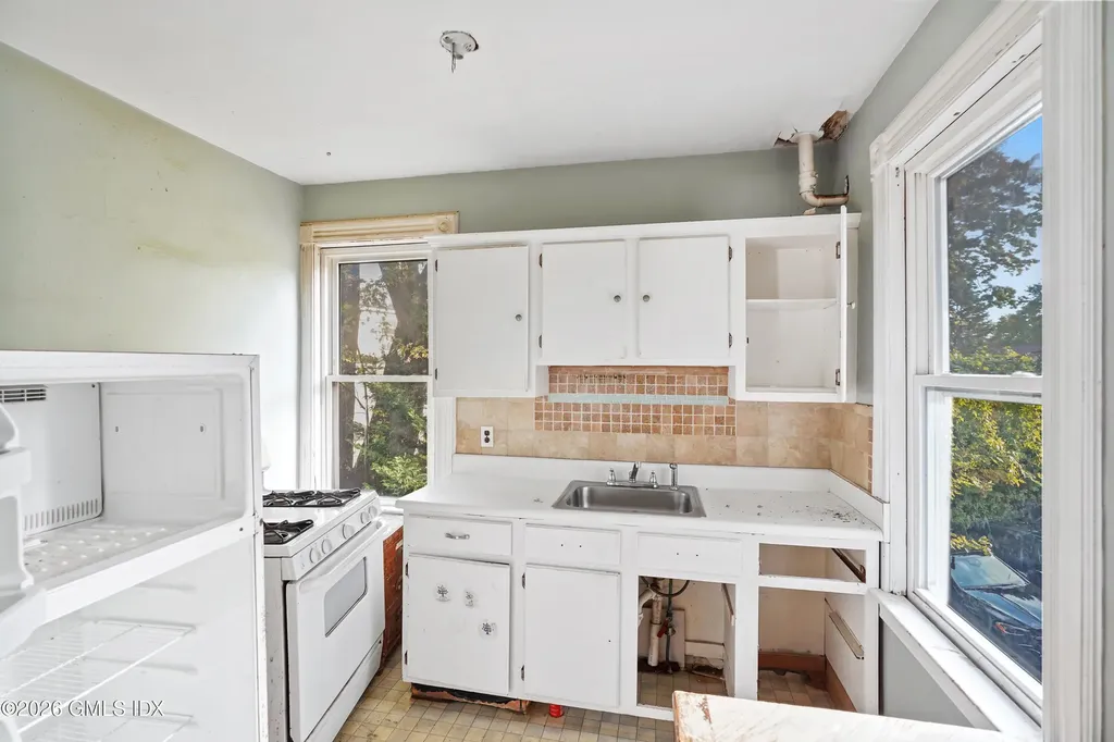 246-248 W Putnam Avenue Greenwich CT 06830