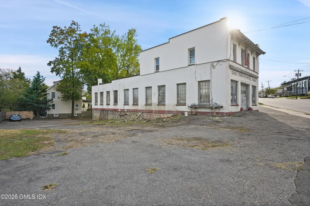 246-248 W Putnam Avenue Greenwich CT 06830
