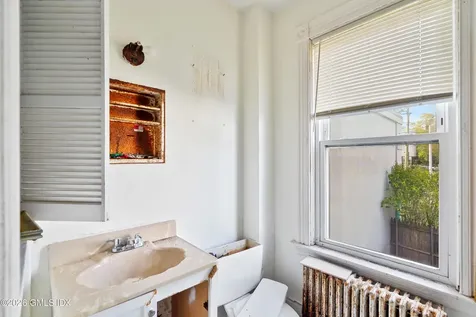 246-248 W Putnam Avenue Greenwich CT 06830