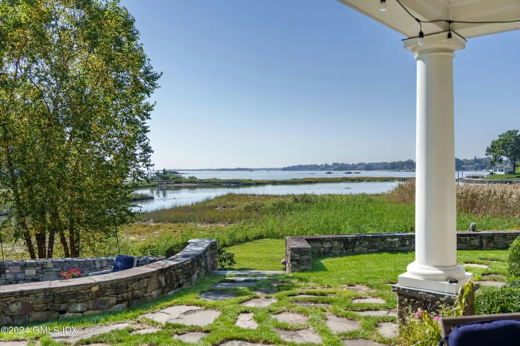 16 Indian Point Lane Riverside CT 06878