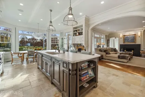16 Indian Point Lane Riverside CT 06878