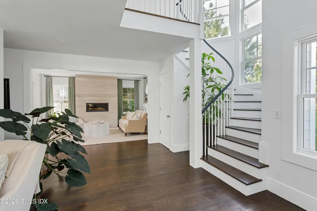 189 Connecticut Avenue Greenwich CT 06830