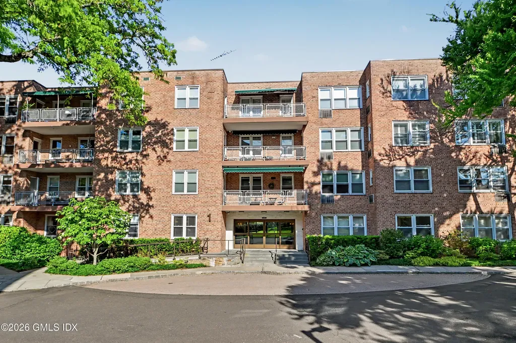 1 Putnam Court Greenwich CT 06830