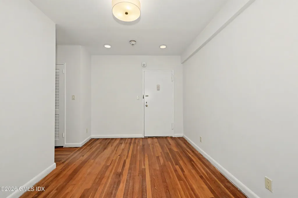1 Putnam Court Greenwich CT 06830