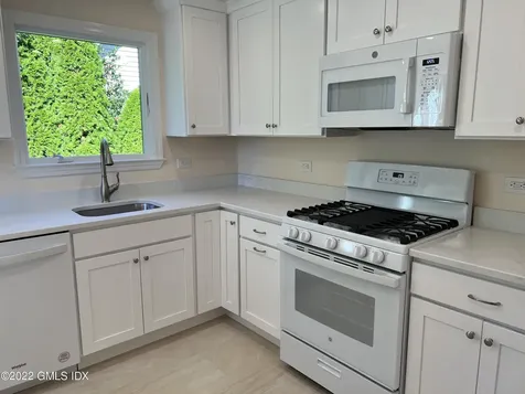 8 Smith Street South Greenwich CT 06830