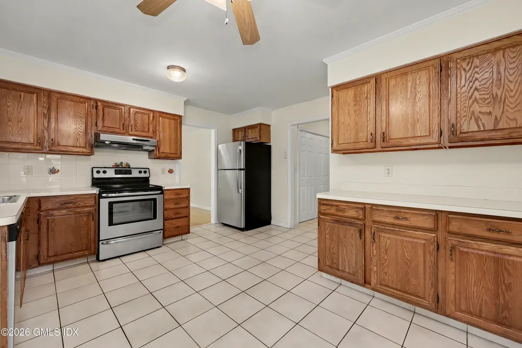 170 Dunn Avenue Stamford CT 06905