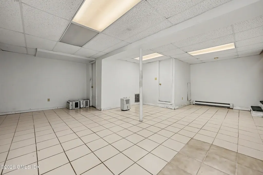 170 Dunn Avenue Stamford CT 06905
