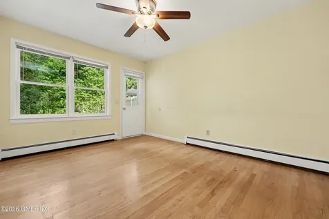 170 Dunn Avenue Stamford CT 06905
