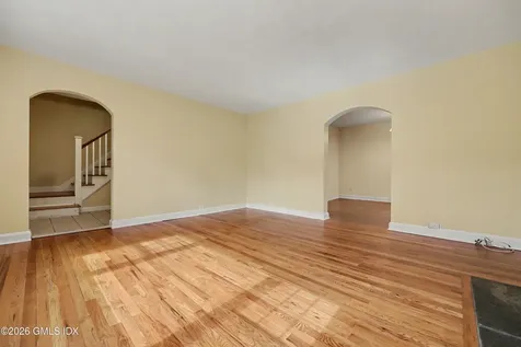 170 Dunn Avenue Stamford CT 06905