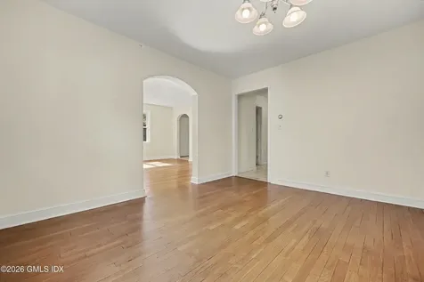 170 Dunn Avenue Stamford CT 06905