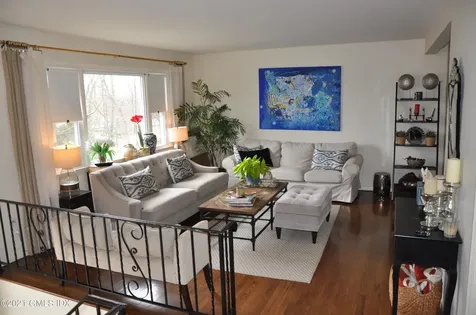 22 Essex Road Greenwich CT 06831