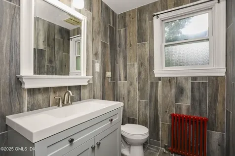 6 Halsey Drive Old Greenwich CT 06870
