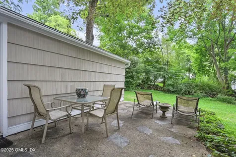 6 Halsey Drive Old Greenwich CT 06870