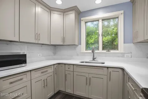 6 Halsey Drive Old Greenwich CT 06870