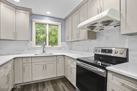6 Halsey Drive Old Greenwich CT 06870
