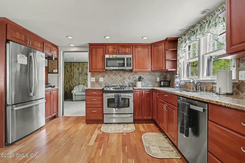 7 Fletcher Avenue Greenwich CT 06831