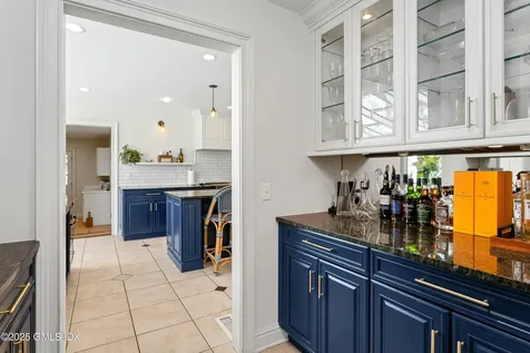 40 Willowmere Circle Riverside CT 06878