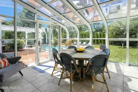 40 Willowmere Circle Riverside CT 06878